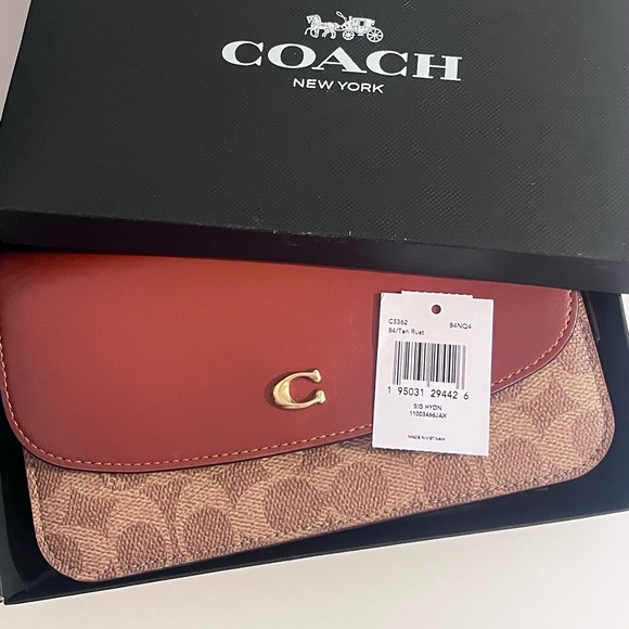 COACH HAYDEN SIG CANVAS CROSSBODY | BRAND NEW WITH TAG | MESSAGE FOR INIQUIRIES - Picture 2 of 5